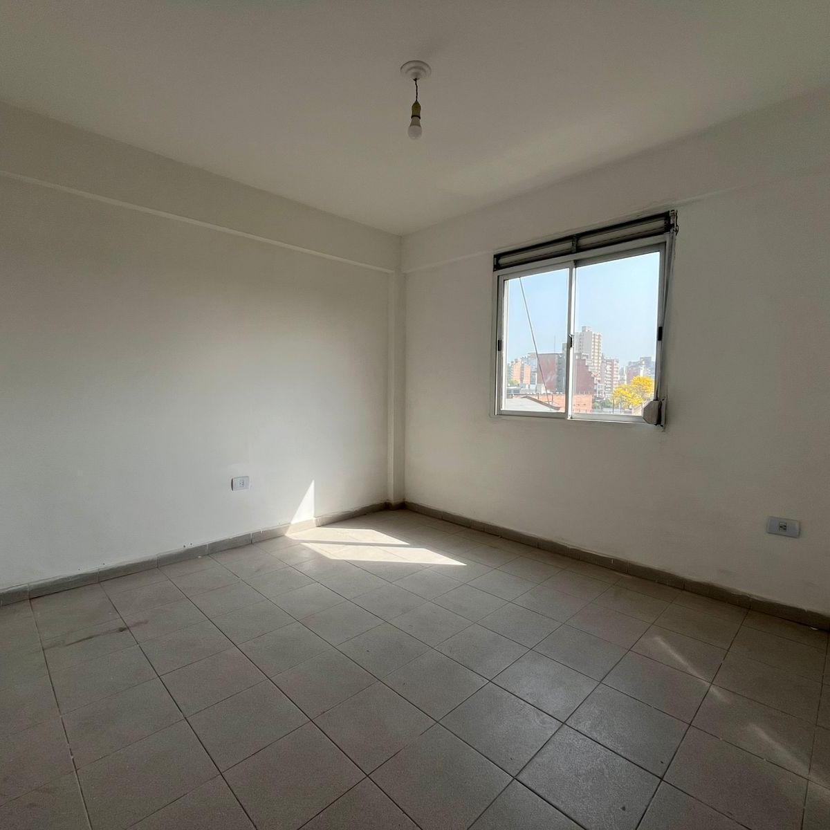 Venta | Dpto 2 Dorm | Santiago de Liniers 100 | Smt 5