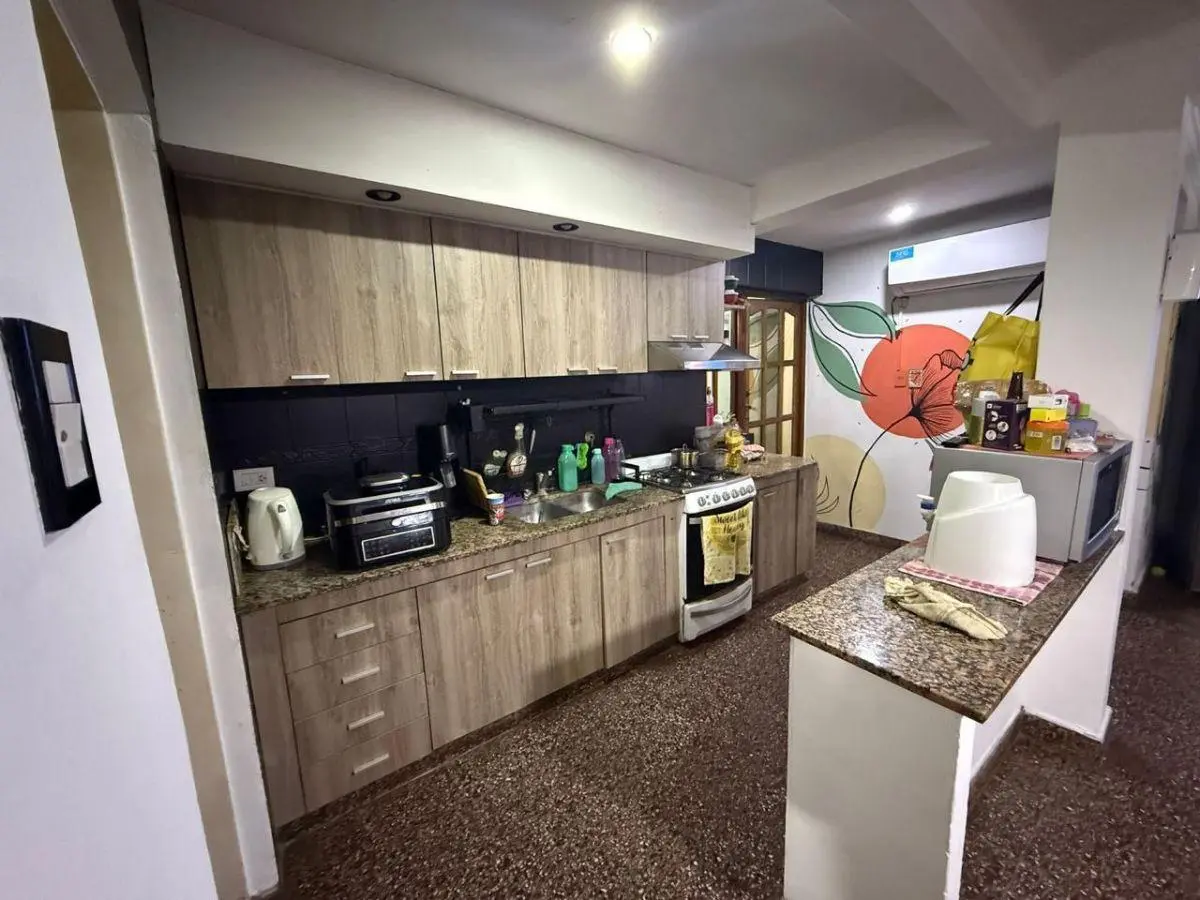 VENTA | CASA 4 DORMITORIOS | VENECIA 2180 YB 1