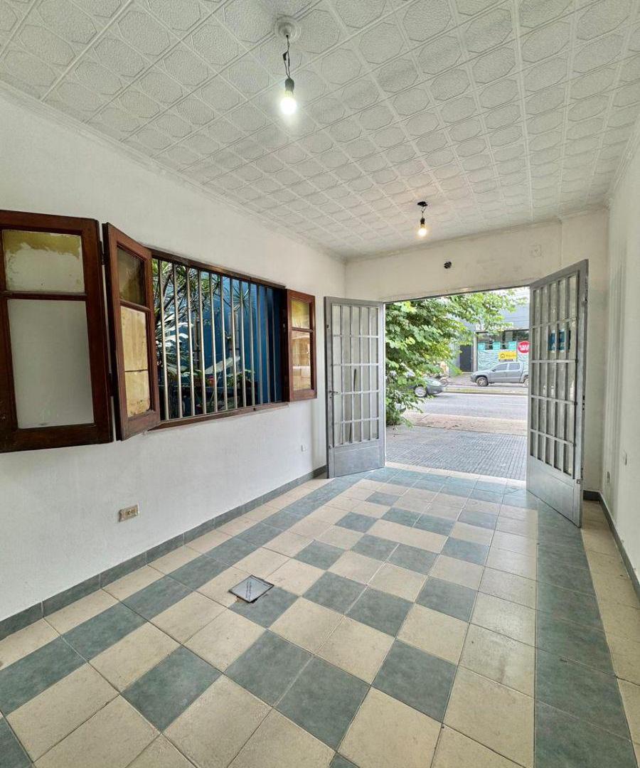 Foto de ALQUILER LOCAL COMERCIAL| SAN MIGUEL DE TUCUMÁN | Av. Belgrano 1900, imagen 2
