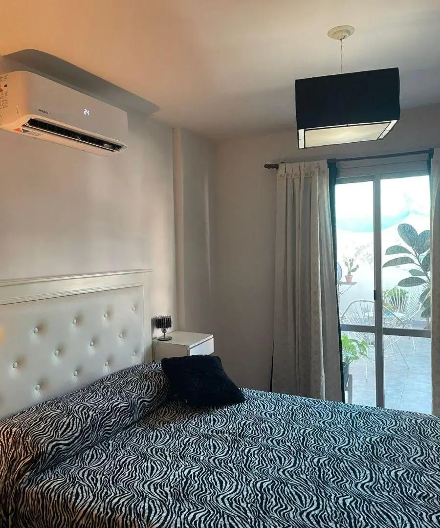 EN VENTA! Cañada, 1 Dor TERRAZA!! (27 de abril al 400) 2