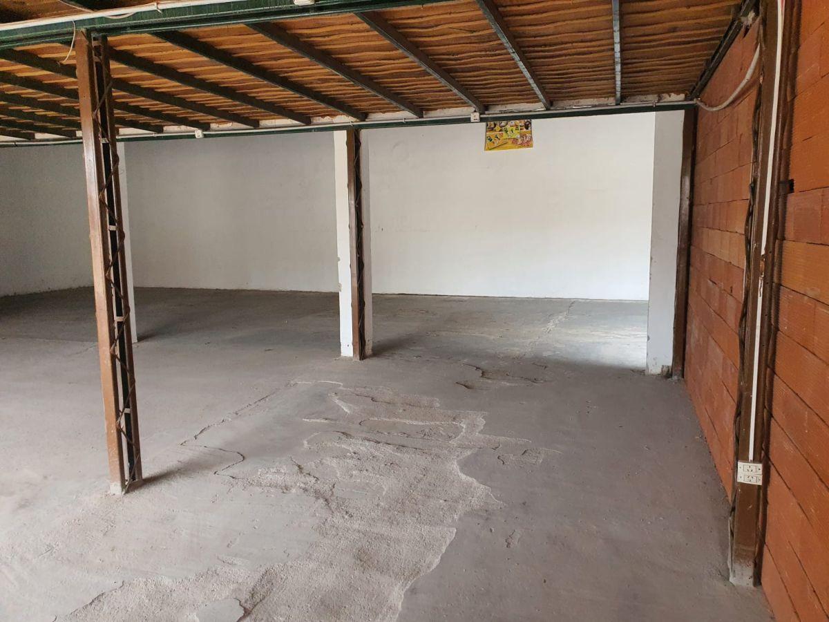 Foto de LOCAL COMERCIAL EN ALQUILER – CENTENARIO, imagen 1