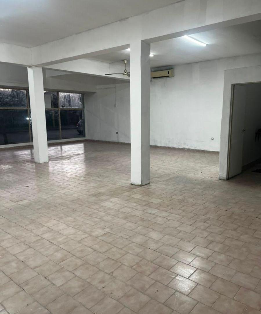 Foto de LOCAL COMERCIAL EN ALQUILER – CENTENARIO, imagen 4