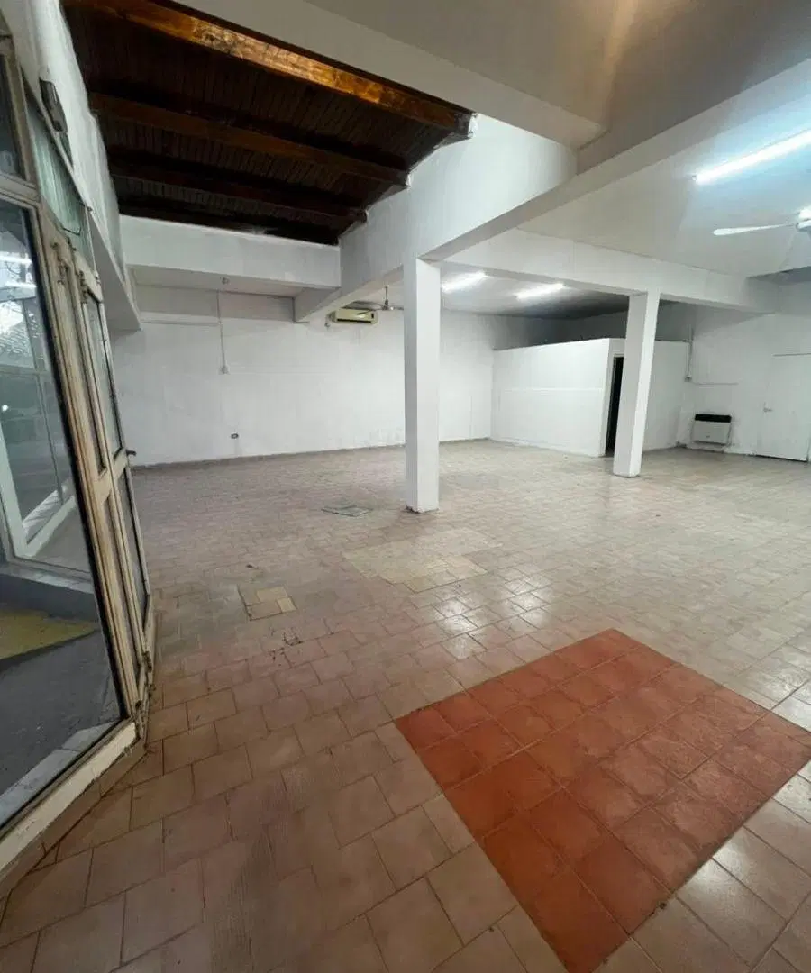 LOCAL COMERCIAL EN ALQUILER – CENTENARIO 5