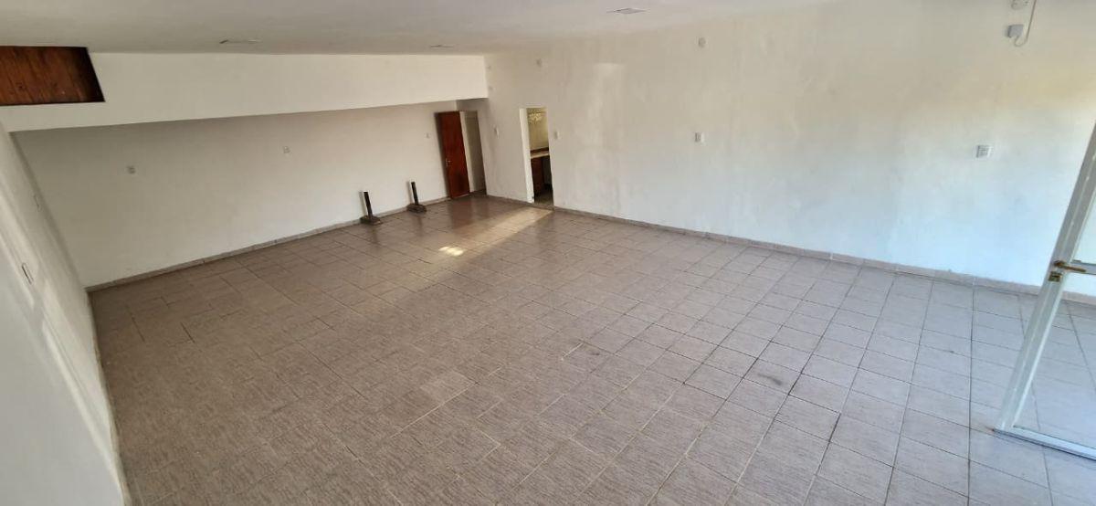 Foto de LOCAL COMERCIAL EN ALQUILER, imagen 2