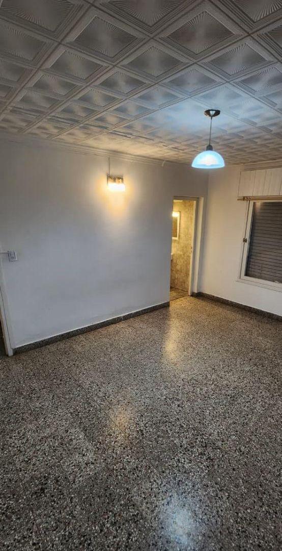 Foto de CASA EN ALQUILER – CENTENARIO, imagen 5