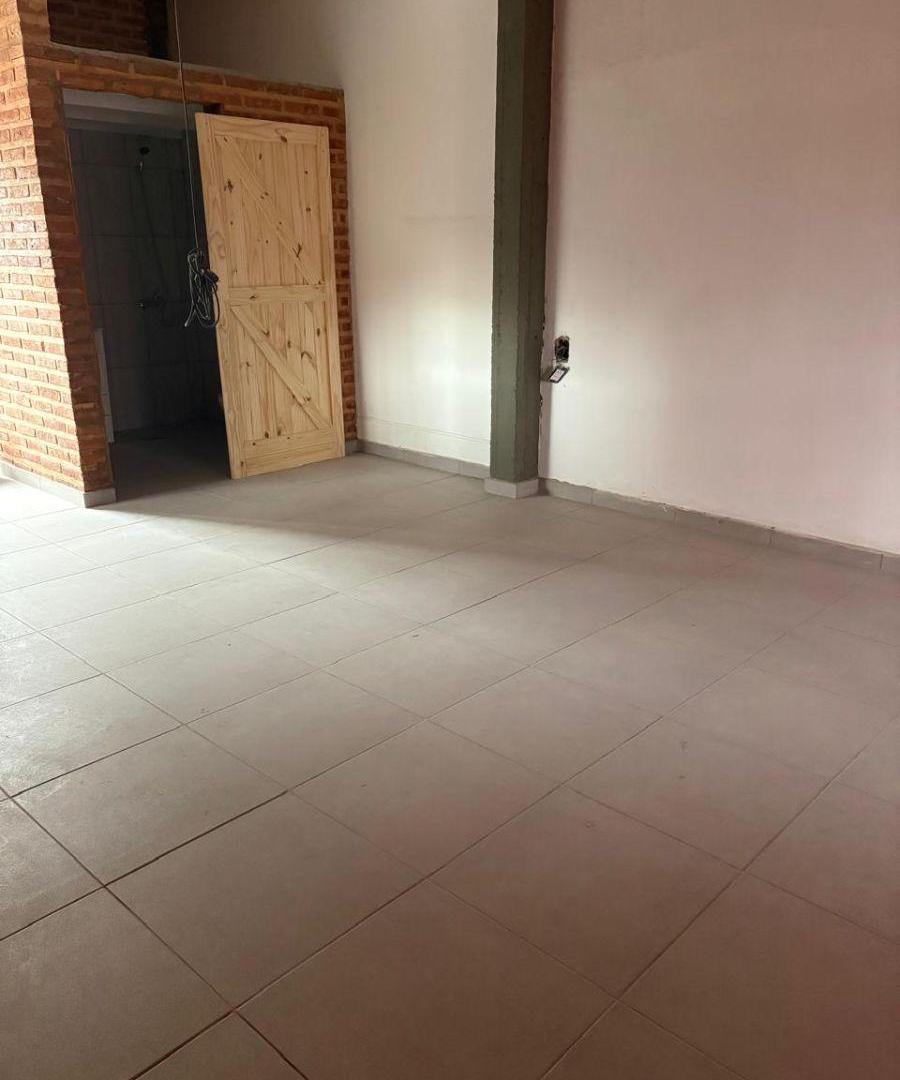 Foto de ESPACIO EN ALQUILER – CENTENARIO, imagen 5