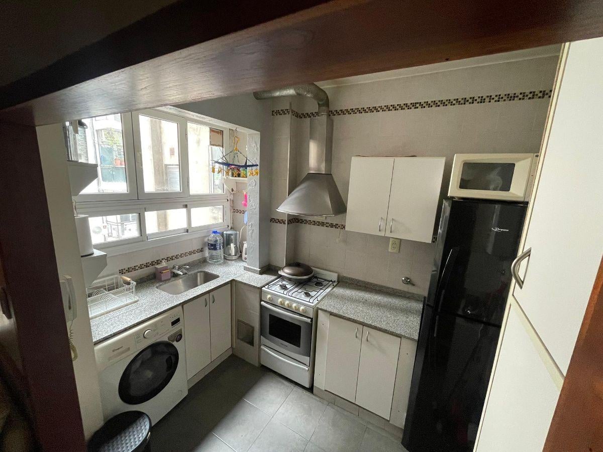 Departamento en venta de 3 ambientes amoblado con todo en Abasto