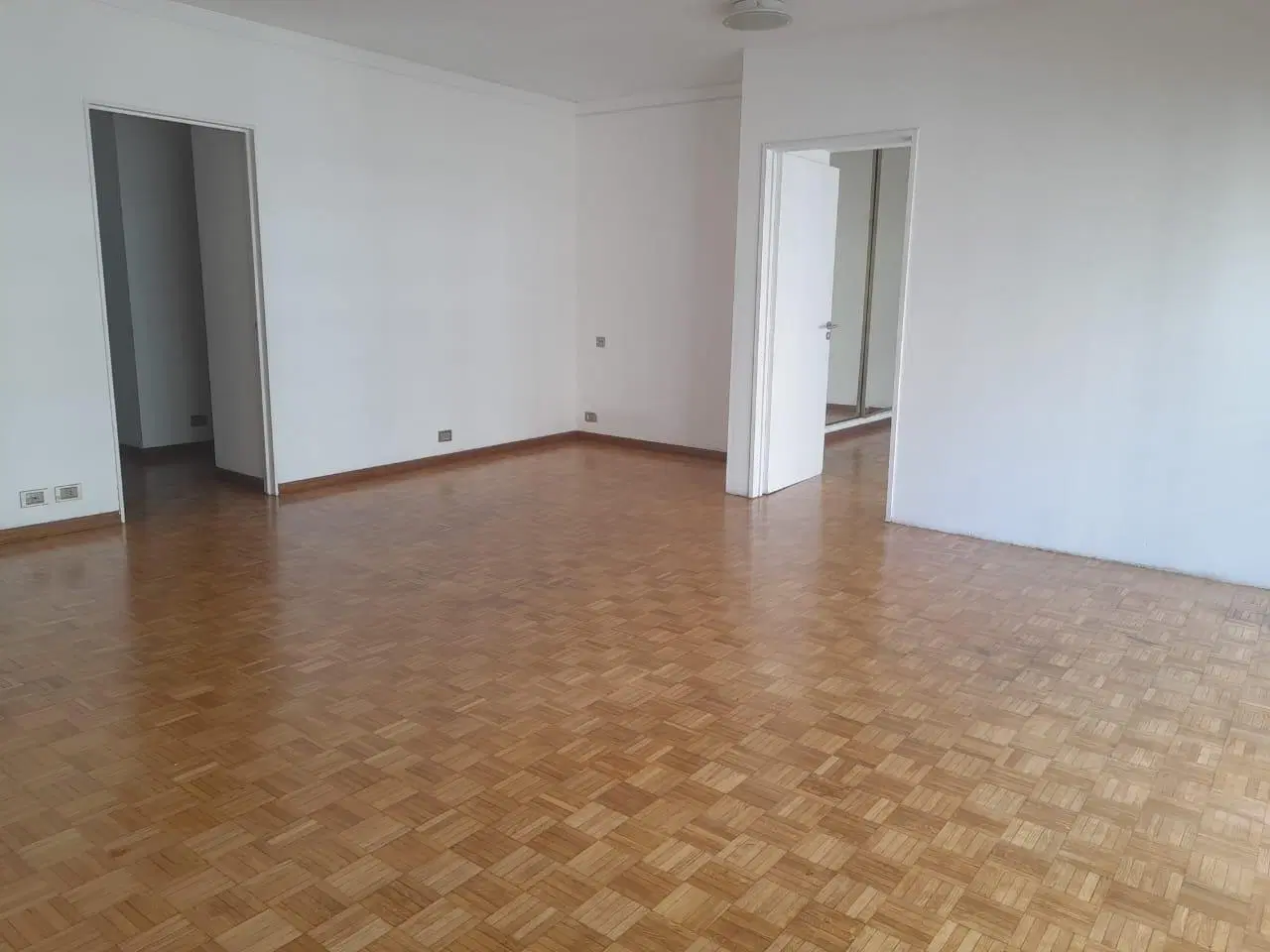 Departamento en Venta a reciclar 4 Ambientes con Balcon Recoleta 1