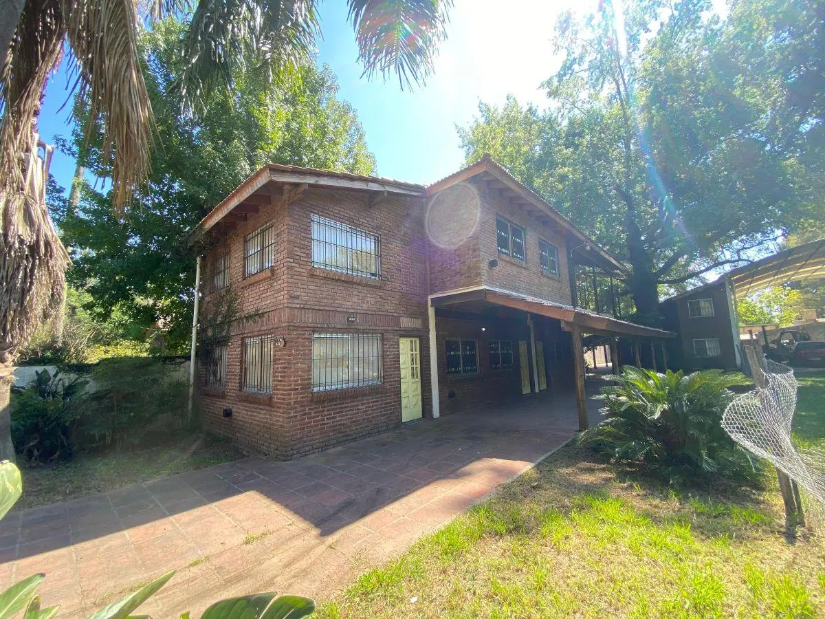 CASA ( COMPLEJO HABITACIONAL ) EN VENTA MANUEL ALBERTI 4