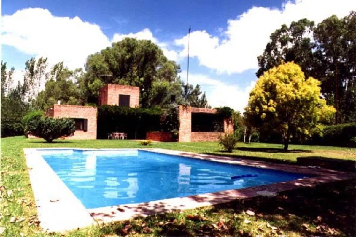 Casa en Venta con Pileta en Ingeniero Maschwitz aceptan Permuta 2