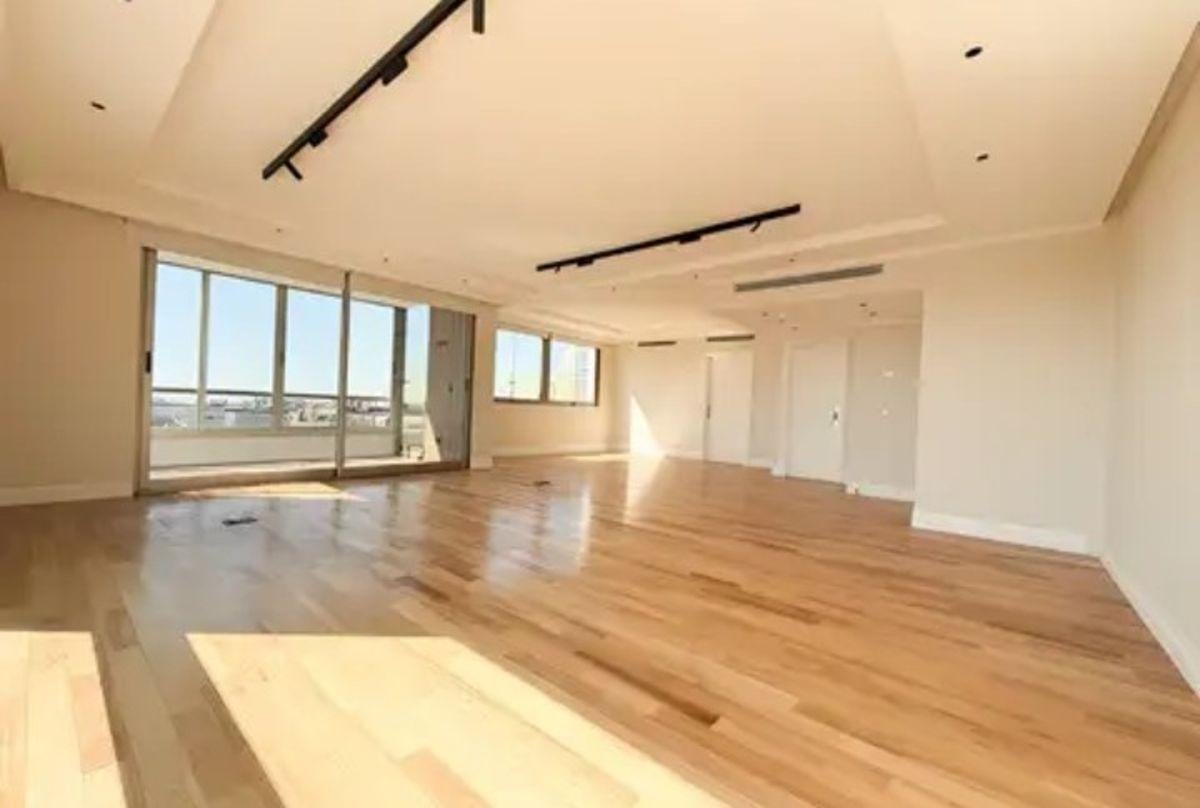 Foto de Semipiso Exclusivo en Recoleta con Vista Al Rio Piso Alto 216 m², imagen 3