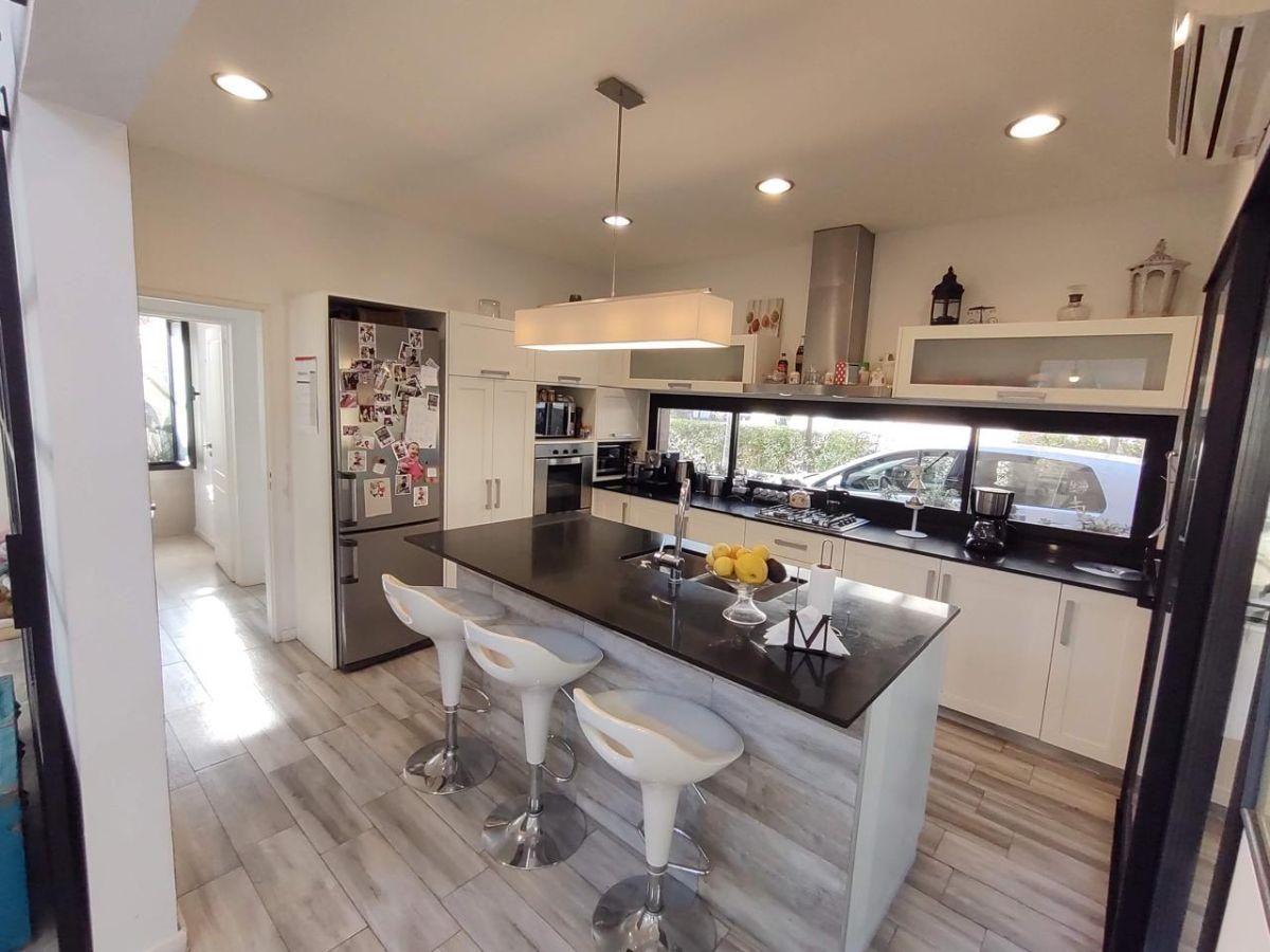 Foto de Casa Venta Ingeniero Maschwitz, Barrio Cerrado y Pileta., imagen 4