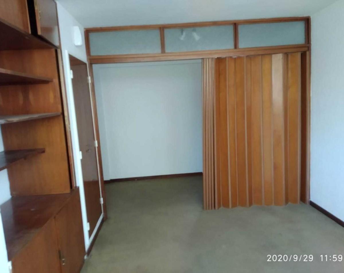 Foto de OFICINA - VENTA - LA PLATA ZONA TRIBUNALES, imagen 3