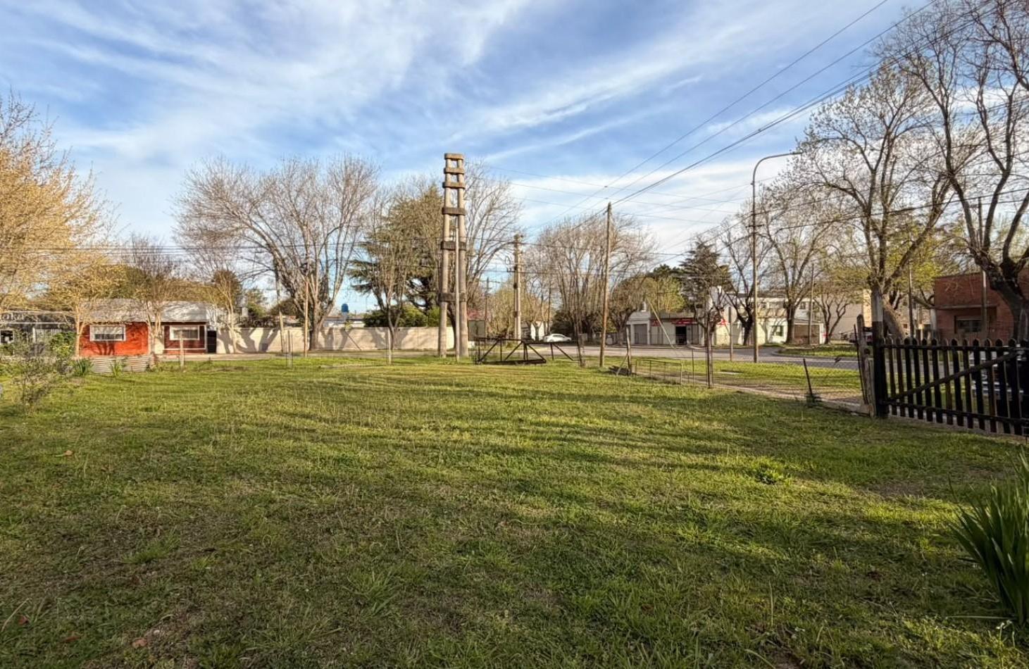 Foto de VENTA LOTE ESQUINA VERONICA T-827, imagen 3