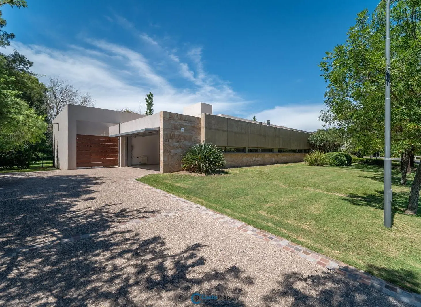 Fincas del Sur * Única e impecable todo planta baja * 4 dormitorios 4