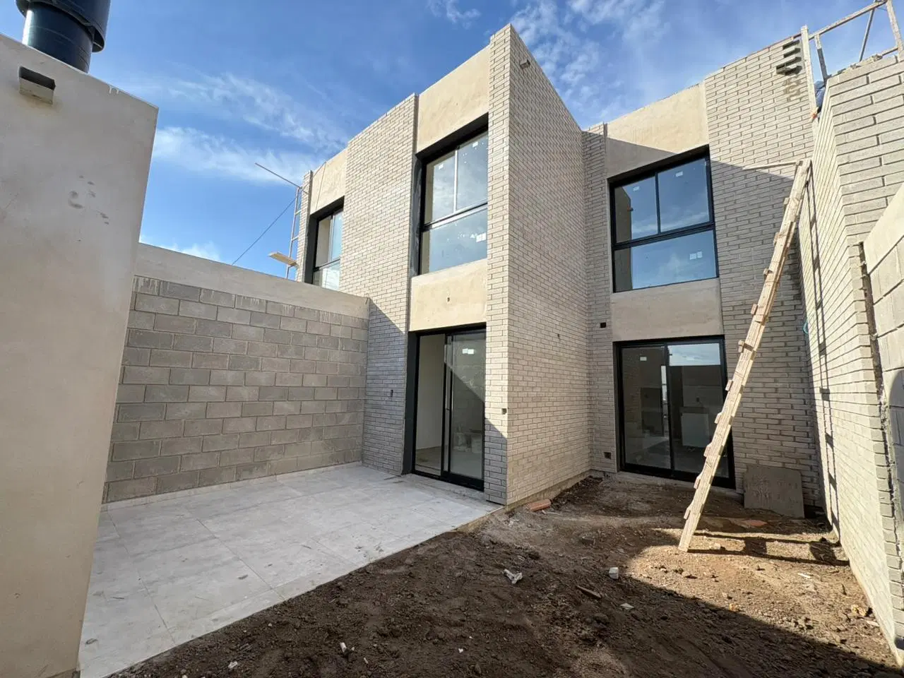 Quebradas de Manantiales * Duplex 2 dorm en 2 plantas * Entrega Julio 2026 4