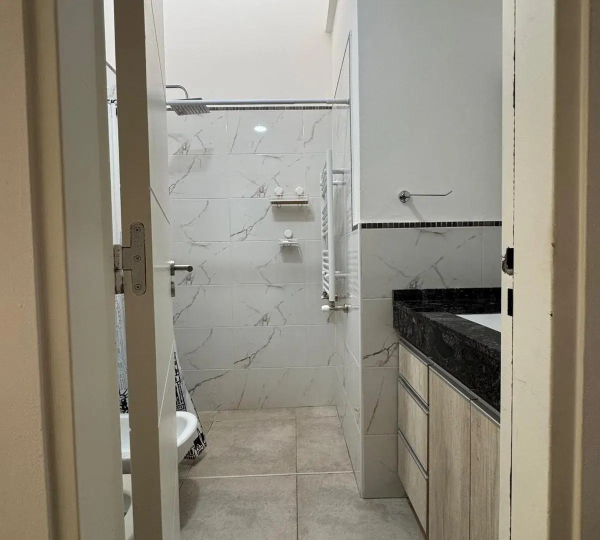 Colinas de Manantiales | Dúplex moderno en PB con galería y calefacción central 3