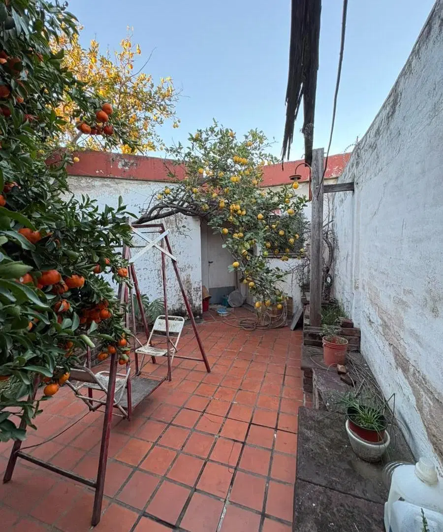 Colinas de Velez Sarsfield * Oportunidad casa p/residencia, habitaciones * Doble ingreso 4