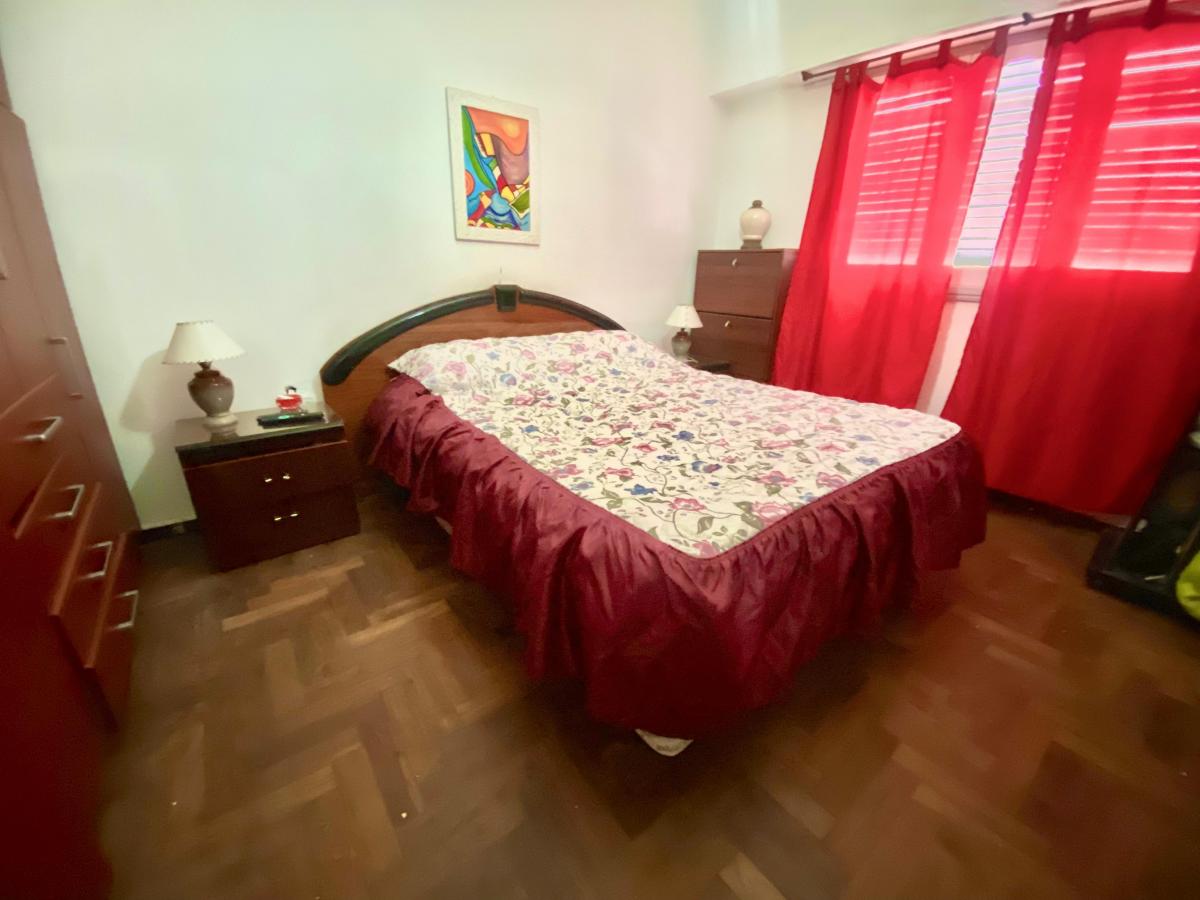 Venta PH en Esquina con Patio en Barrio Las Avs 5