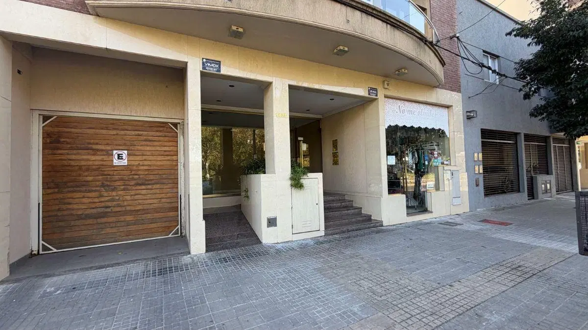 DEPARTAMENTO EN VENTA DOS DORMITORIOS FRENTE AL PARQUE ALBERTI 4