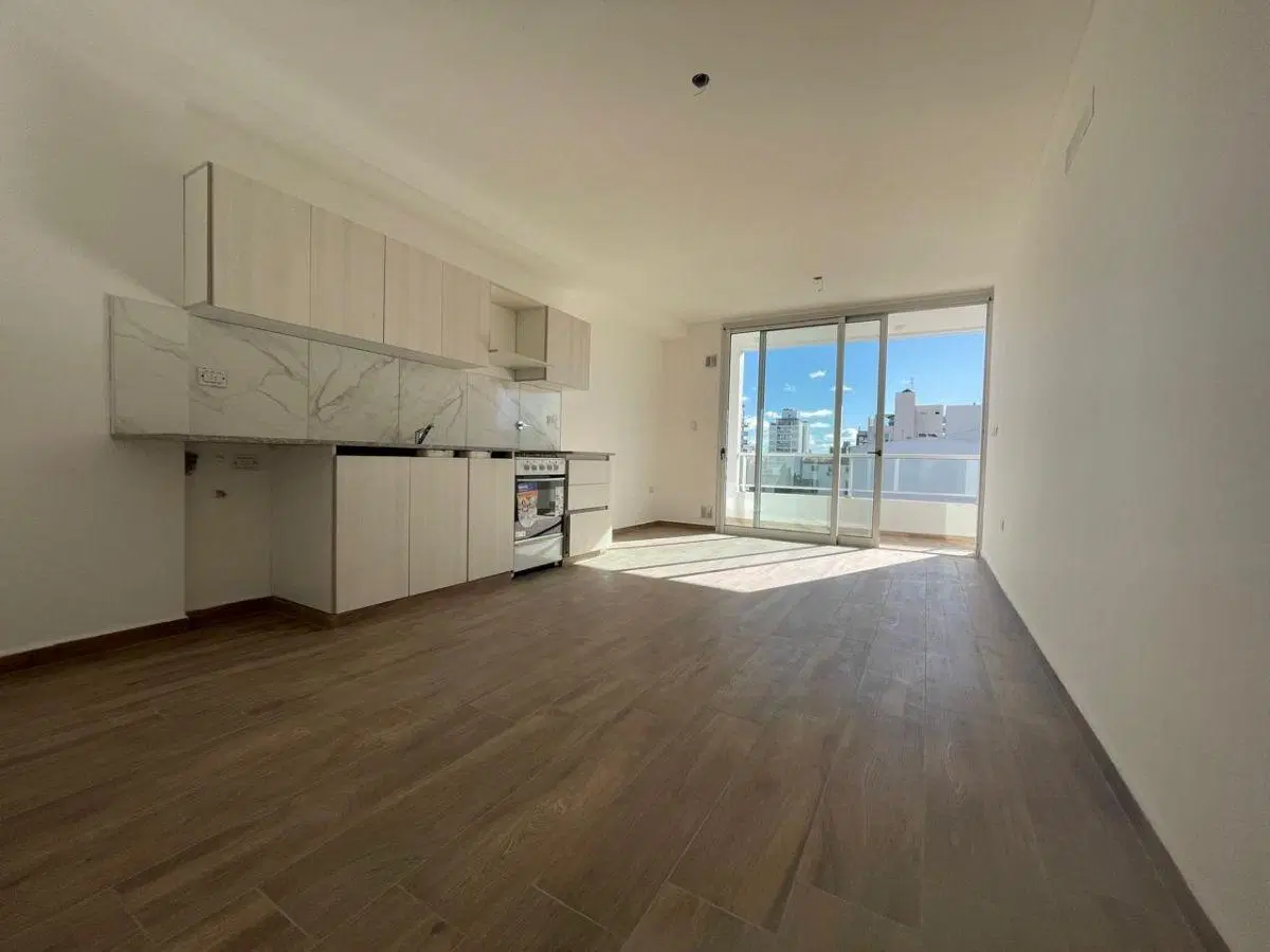 MONOAMBIENTE EN ALQUILER 40 11 Y 12 3