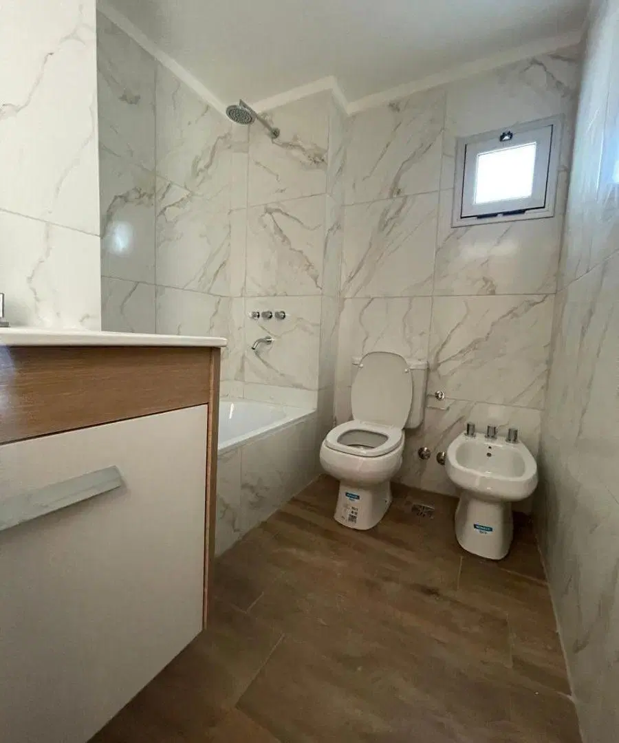MONOAMBIENTE EN ALQUILER 40 11 Y 12 2