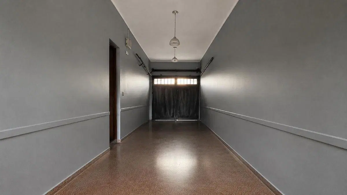 CASA 4 DORMITORIOS EN VENTA, 63 ENTRE 7 Y 8 4