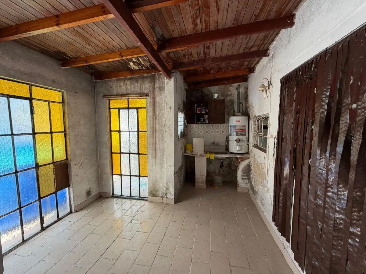 PH 2 DORMITORIOS Y QUINCHO EN VENTA A REFACCIONAR, VILLA ELISA 5