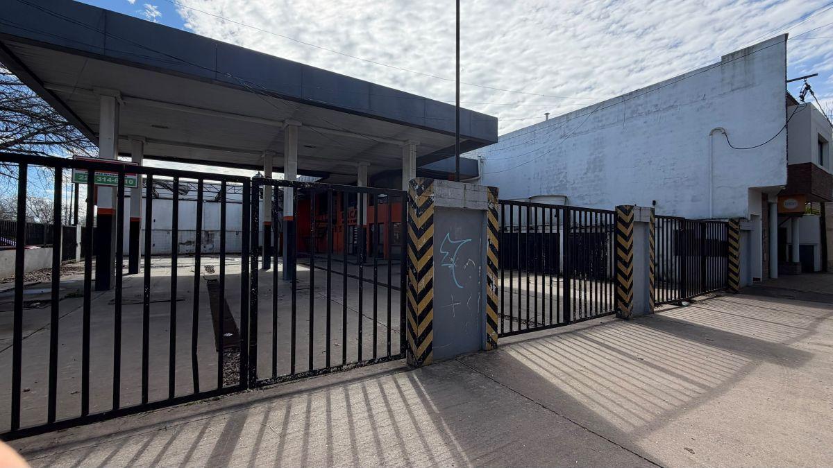 Foto de venta de local/galpon comercial, imagen 1