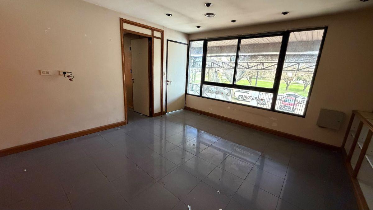 Foto de venta de local/galpon comercial, imagen 3