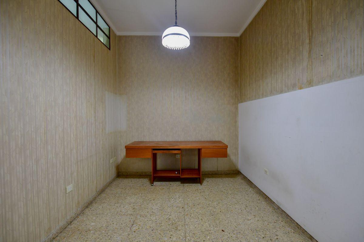 Foto de CASA 4 DORMITORIOS EN VENTA, 63 ENTRE 7 Y 8, imagen 5