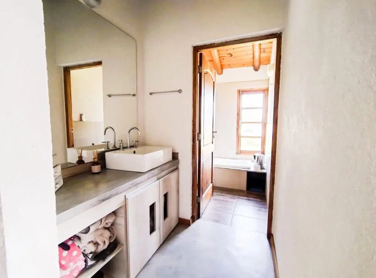 Casa 4 dormitorios en venta Las Cañitas Malagueño Falda del Carmen 1