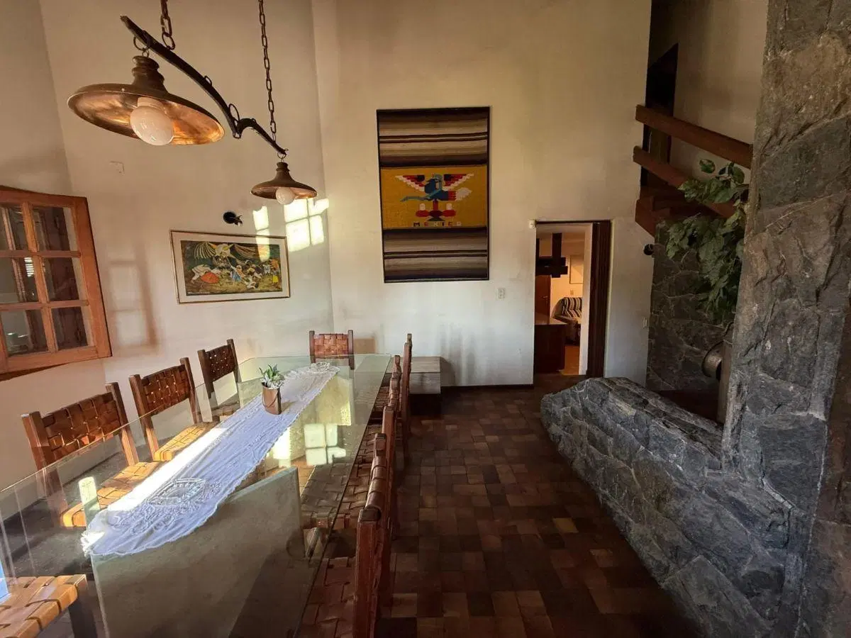 Casa con 460 m² en venta en San Salvador, 3 dormitorios 2 baños calle Caseros 4