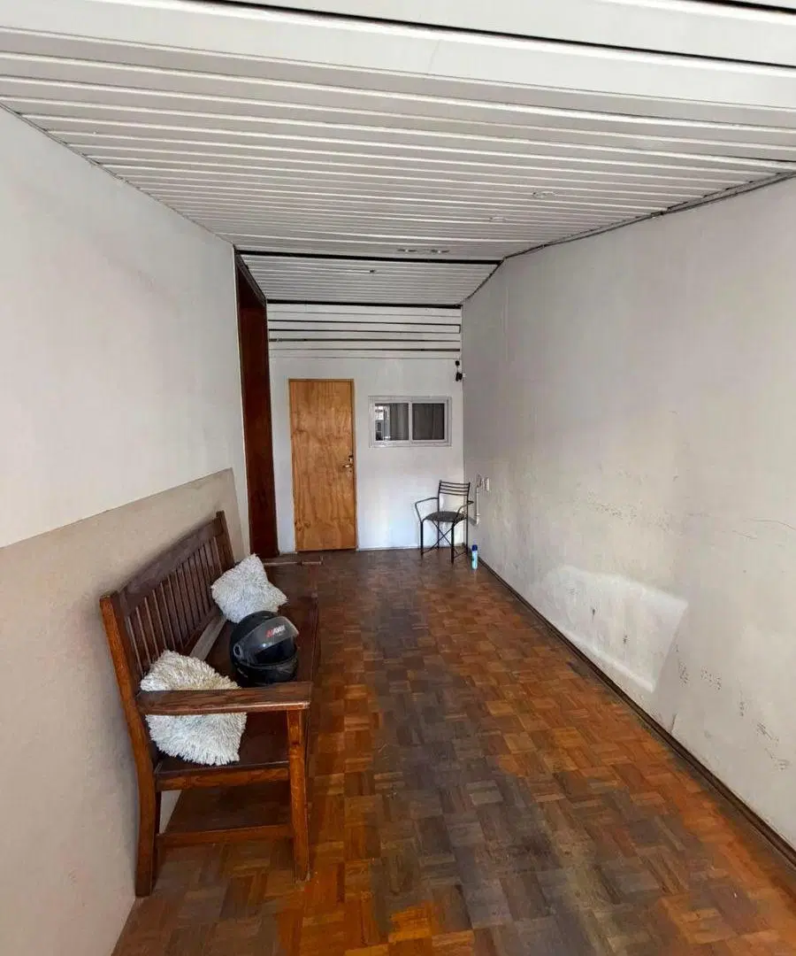 Casa con 10 dormitorios en venta en Alberdi apto comercio 1