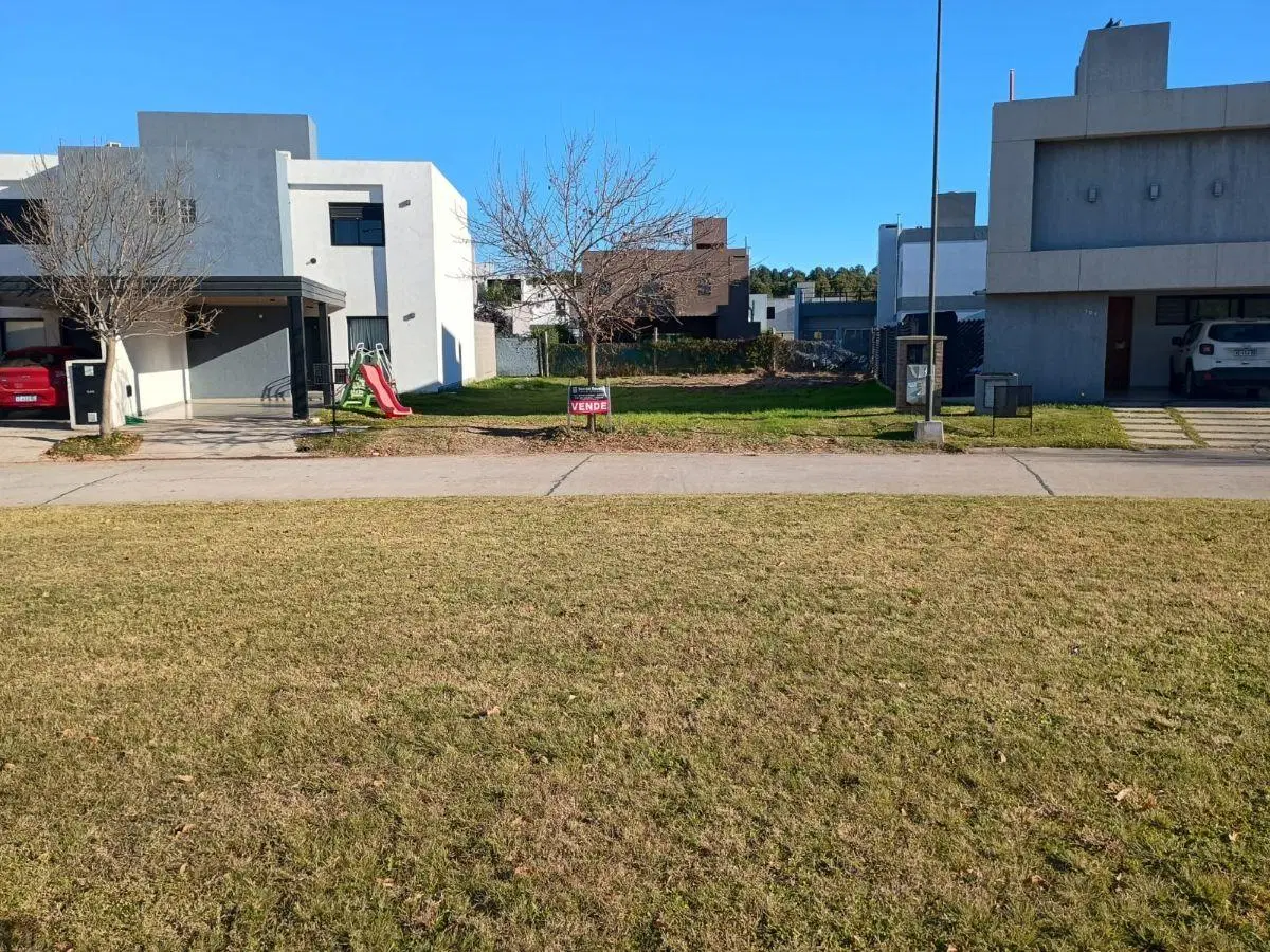 TERRENO EN LAS LILAS, FRENTE A LA ROTONDA, ATACAMA 150 3