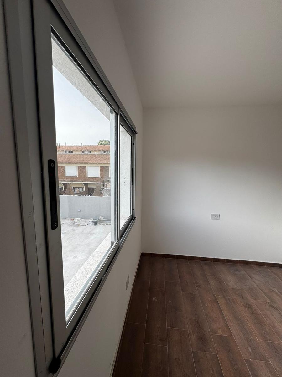 Foto de Departamento 3 ambietes en Venta en Mar De Ajo, imagen 4