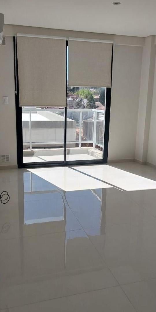 Foto de DEPARTAMENTO 1 DORMITORIO CON COCHERA, imagen 4
