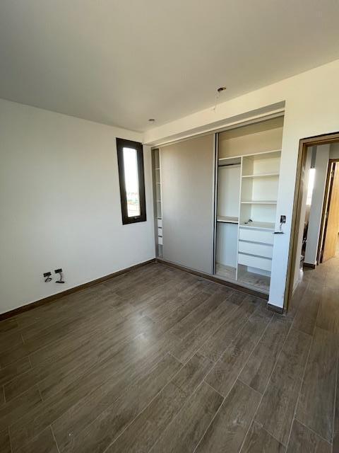 Duplex Tipo Casa a Estrenar en Barrio Privado Milcayac de 4 Dorm. 2