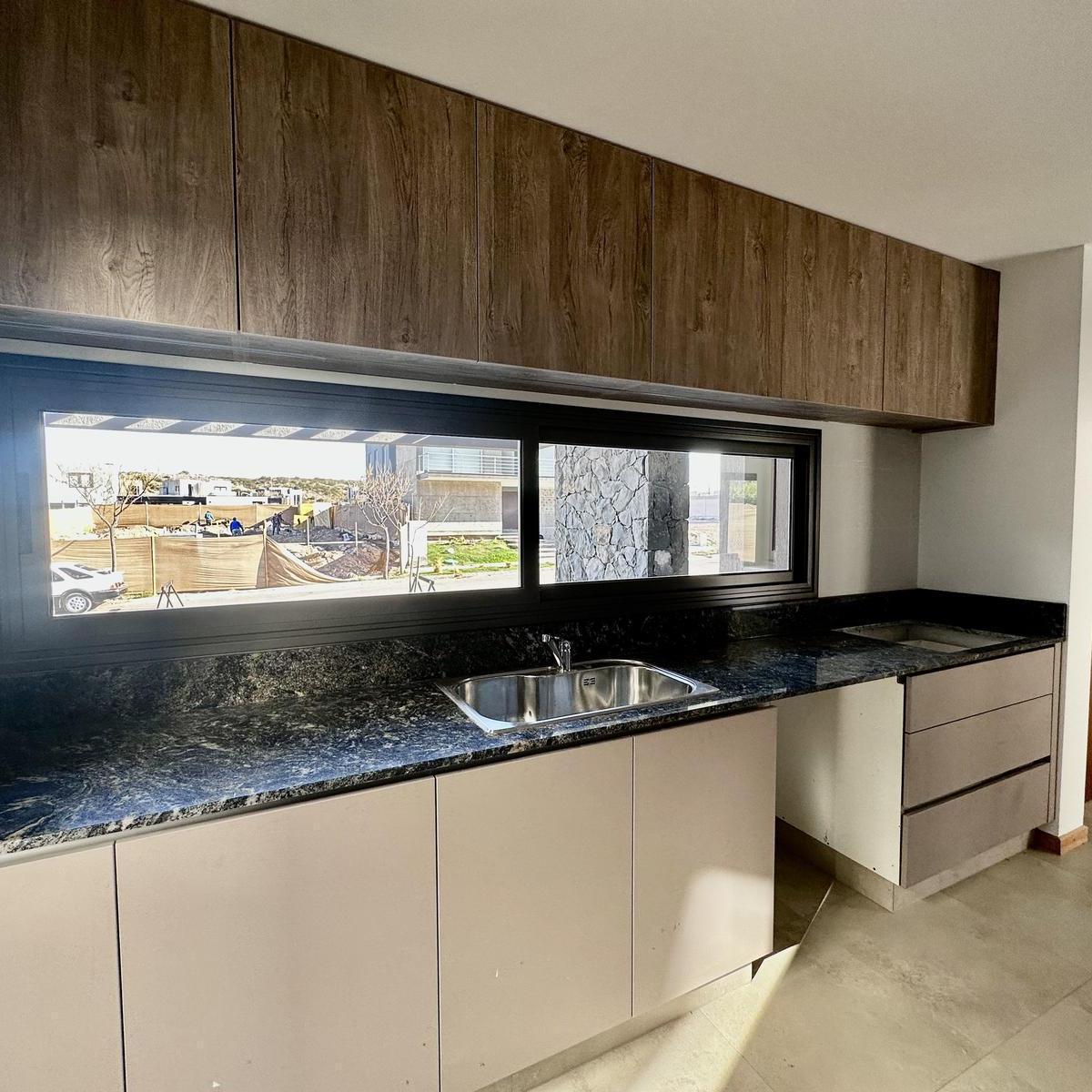 4 Dorm Cocina Living Comedor 1
