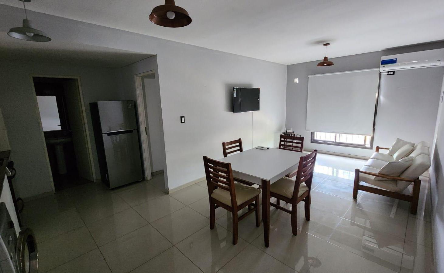 Foto de Comodo Departamento Godoy Cruz / Barrio Bombal Sur, imagen 2