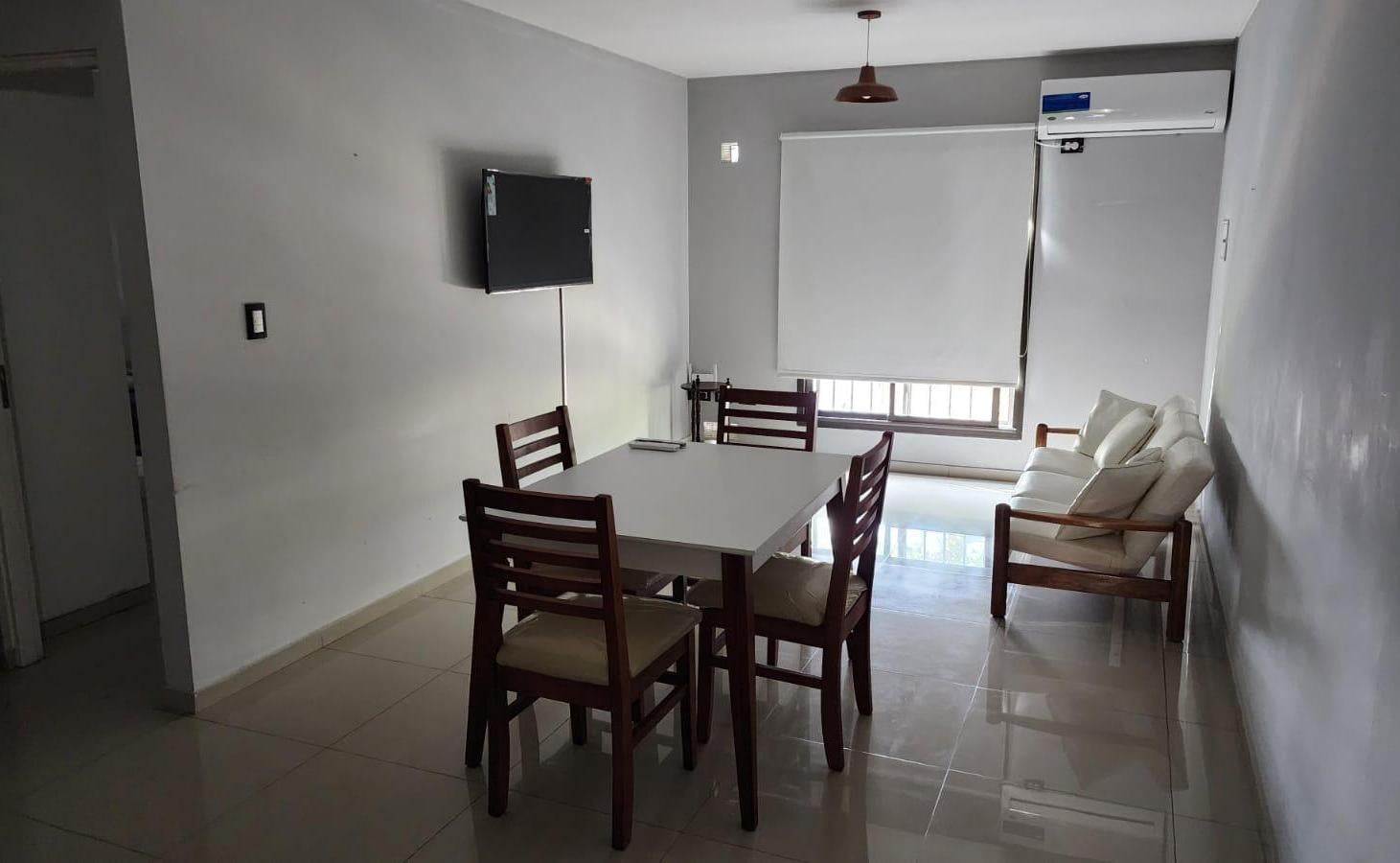 Foto de Comodo Departamento Godoy Cruz / Barrio Bombal Sur, imagen 1