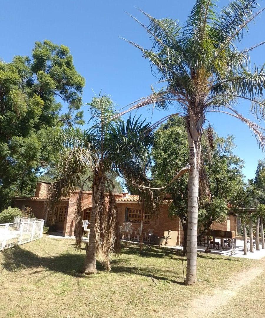 Casa en terreno de 20.000m2