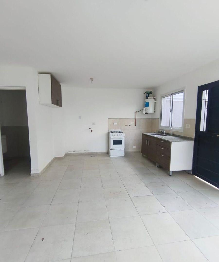 Foto de ALQUILER DUPLEX VILLA ALLENDE, imagen 5