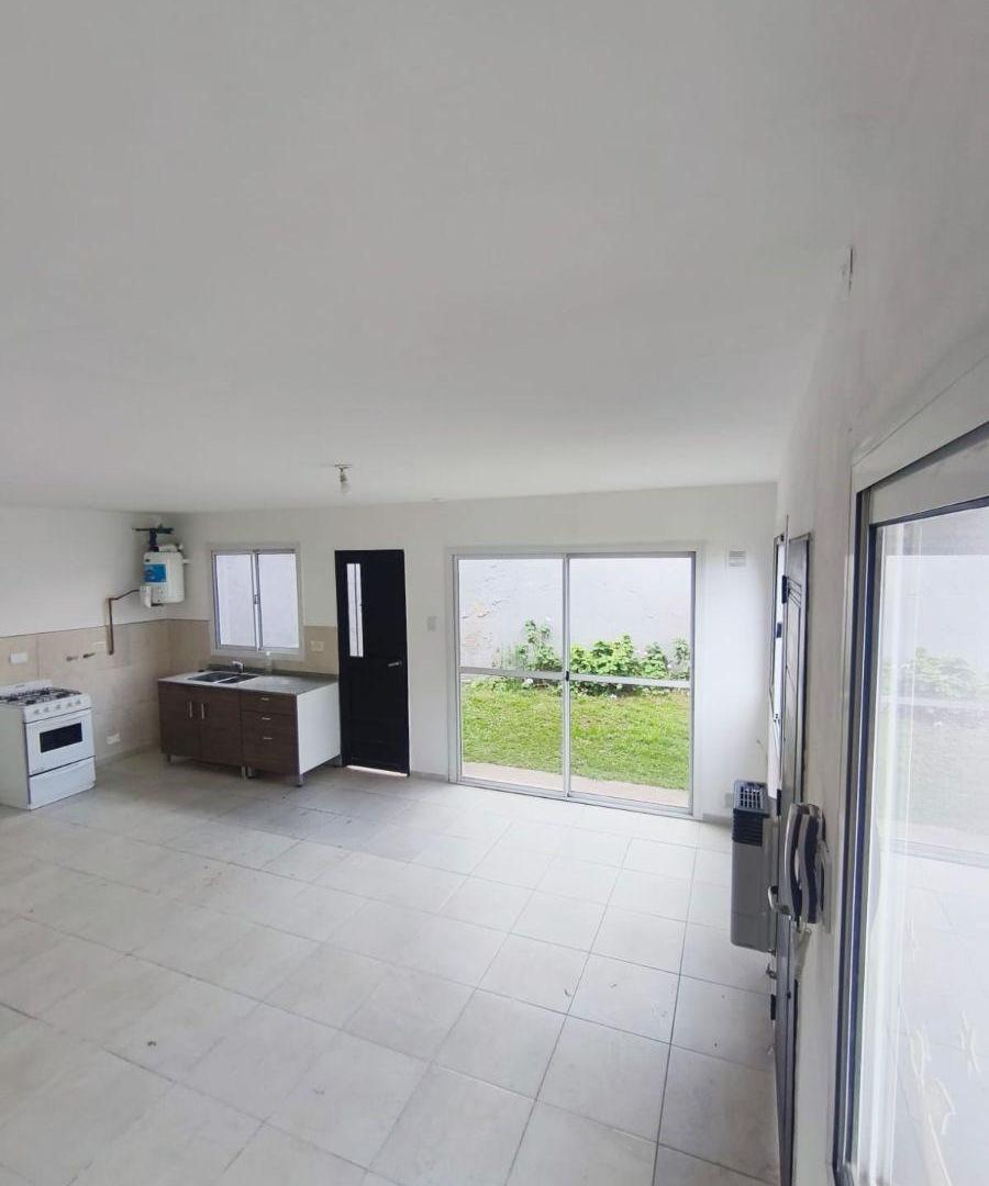 Foto de ALQUILER DUPLEX VILLA ALLENDE, imagen 1
