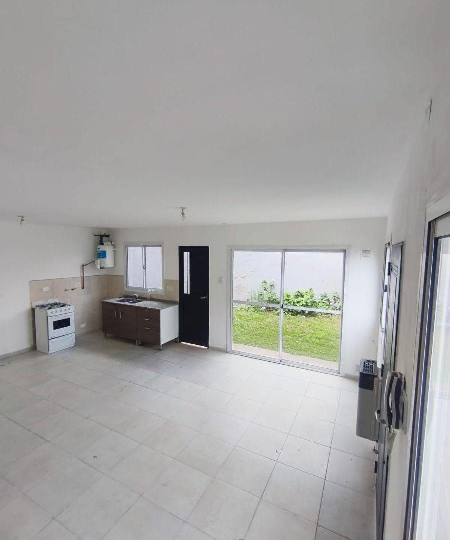 Foto de ALQUILER DUPLEX VILLA ALLENDE, imagen 4
