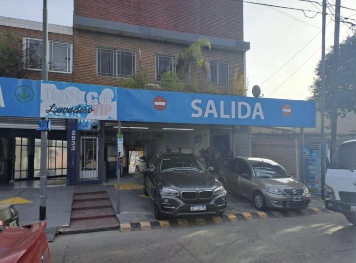 VENTA DE INMUEBLE COMERCIAL 3