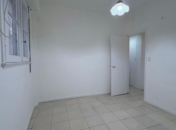 Hermoso dos ambientes recién remodelado en Almagro 5