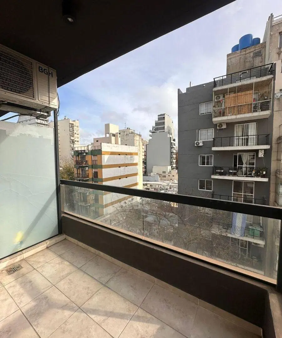 ALQUILO DOS AMBIENTES CON BALCÓN EN VILLA CRESPO 5