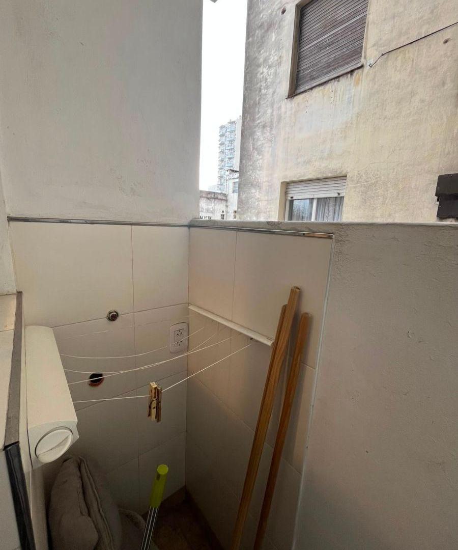 Foto de VENDO MODERNO 3 AMBIENTES EN FLORESTA, imagen 5