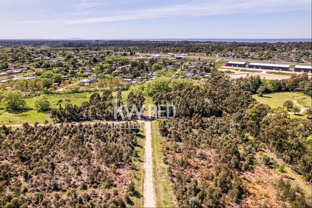 Venta de Terreno de 70.000 m² en Canelones 2